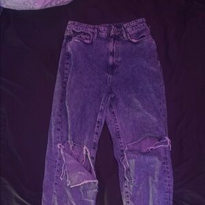 Blue Boyfriend Jeans with Distressed Vintage Look